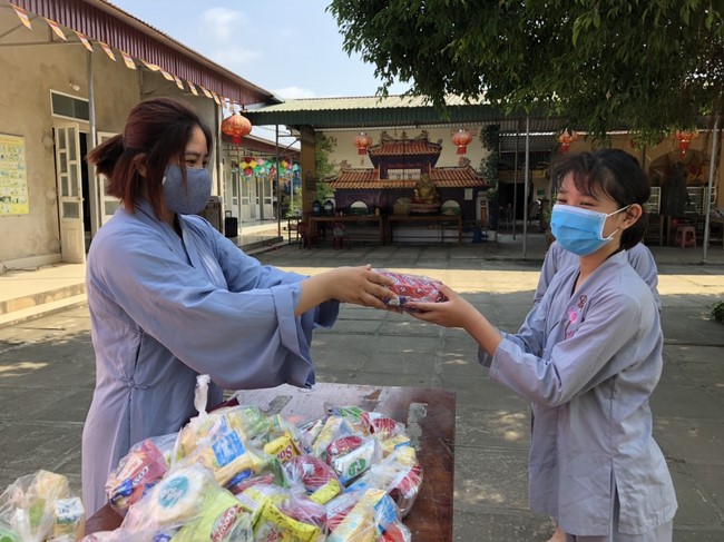 The Buddha bath Rite on occasion of His Birthday 2021 at Dong Cao Pagoda